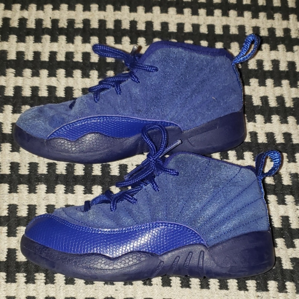 Jordan Retro 12
